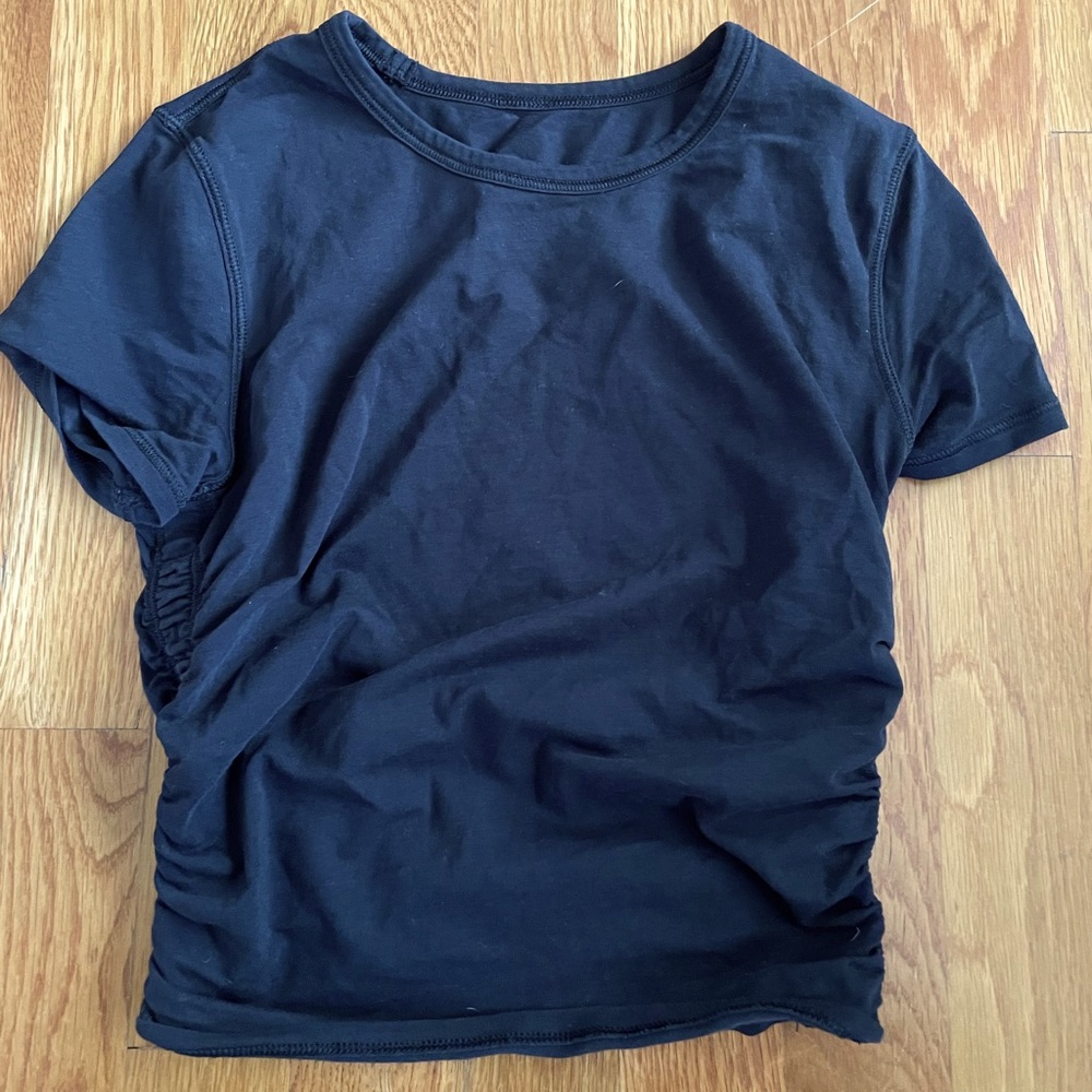 Lululemon cropped shirred tshirt black size 2